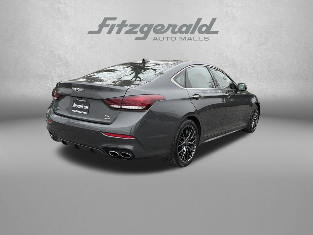 View vehicle photo 7