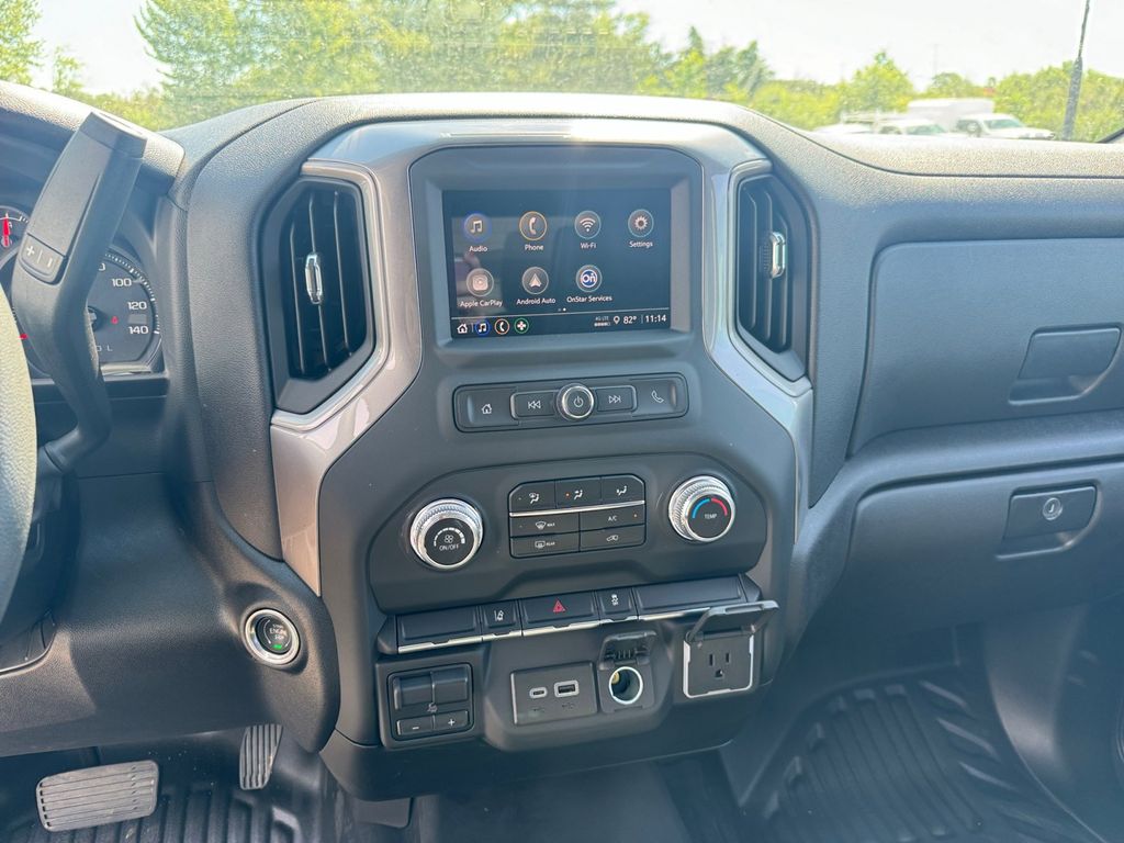 2024 GMC Sierra 2500HD Pro 15