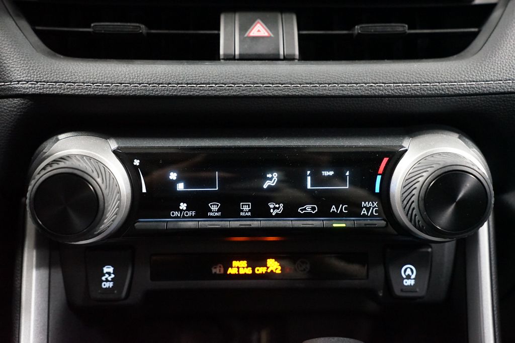 Thumbnail: 2024 Toyota RAV4 - 20