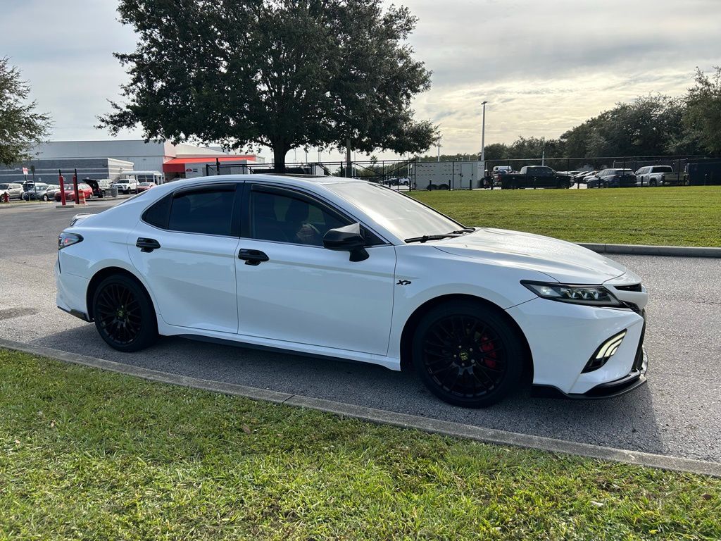 Thumbnail: 2020 Toyota Camry - 7