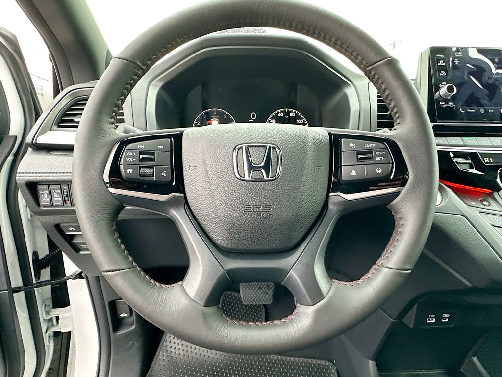 2025 Honda Odyssey Sport 10