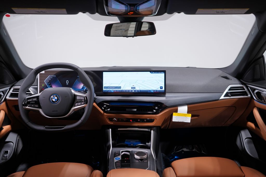 2025 BMW i4 eDrive40 10