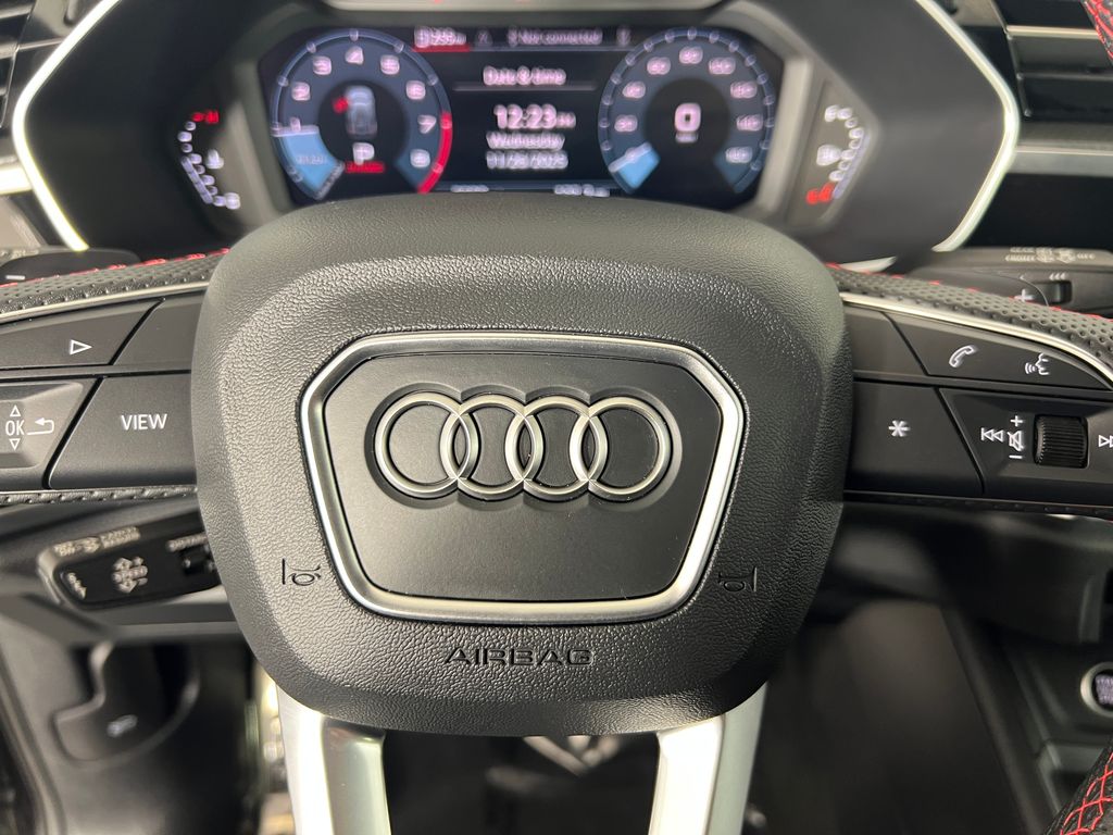 Thumbnail: 2025 Audi Q3 - 19