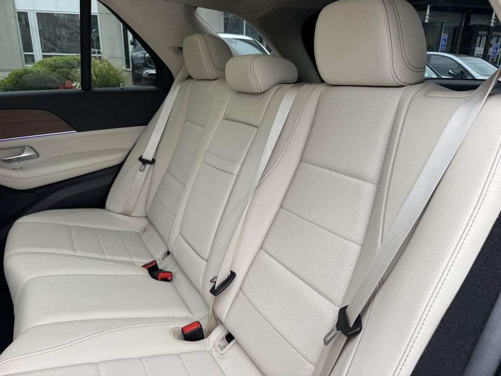 Thumbnail: 2024 Mercedes-Benz GLE - 31