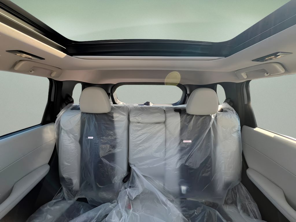 New 2026 Mitsubishi Outlander PHEV SUV