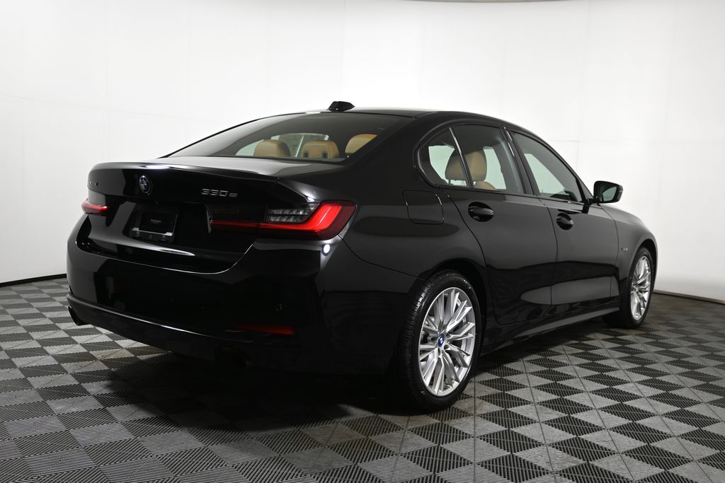 Thumbnail: 2023 BMW 3 Series - 7