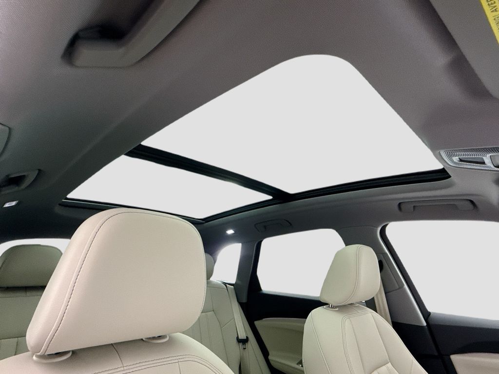 Thumbnail: 2025 Audi Q5 - 18