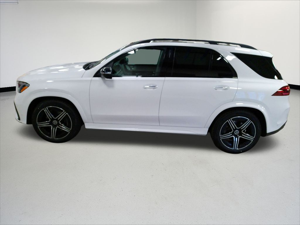 Thumbnail: 2026 Mercedes-Benz GLE - 2