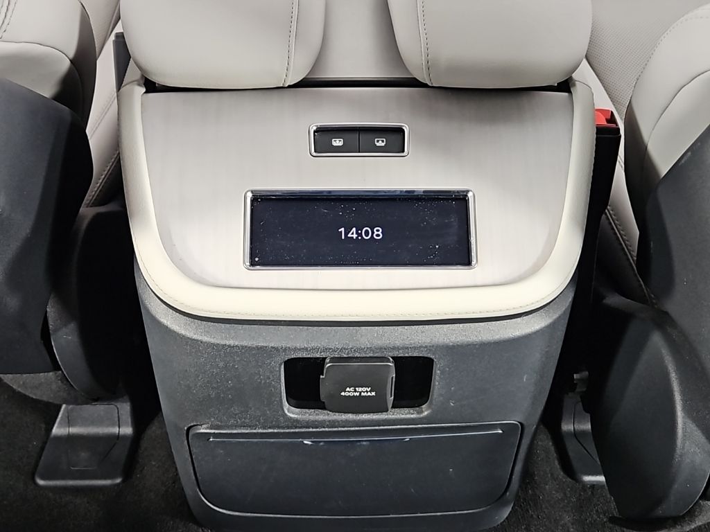 Thumbnail: 2025 Lincoln Navigator - 25