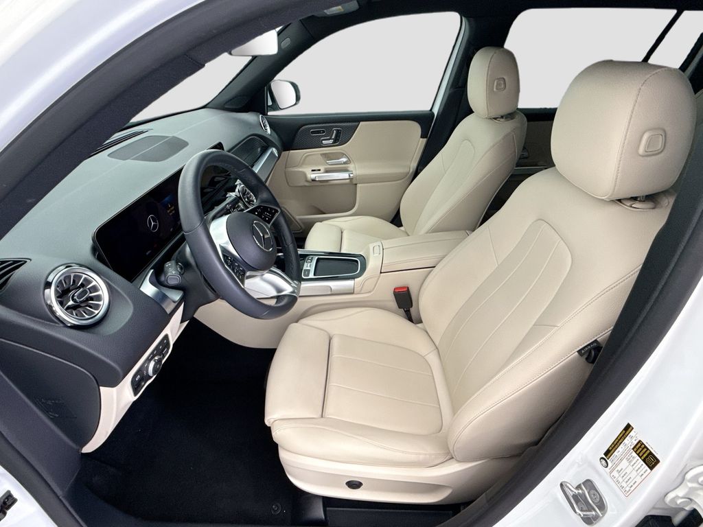 Certified Used 2025 White Mercedes-Benz GLB 250 image 17