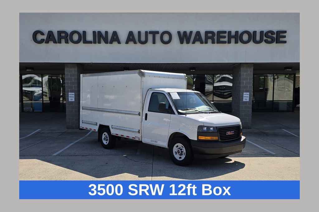 Summit White 2021 GMC Savana Chassis Van Rear-Wheel Drive 8-Speed Automatic Overdrive