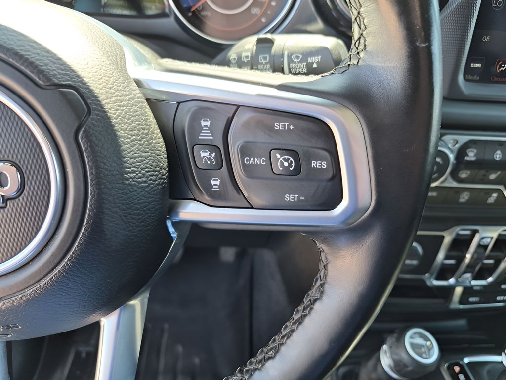 Used Car 2020 Jeep Wrangler  Unlimited Sahara For Sale Under $25,000 In Austin, Texas