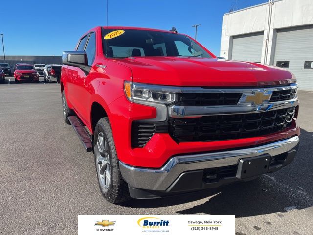2025 Chevrolet Silverado 1500 LT Crew Cab 4WD