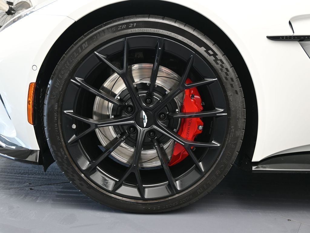 Used 2025 Lunar White Aston Martin Base image 43