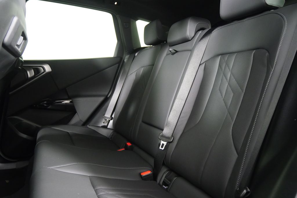 Thumbnail: 2026 BMW X3 - 15