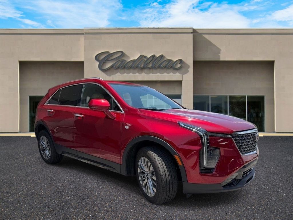 Radiant Red Tintcoat 2024 Cadillac XT4 SUV / Crossover Front-Wheel Drive 9-Speed Automatic