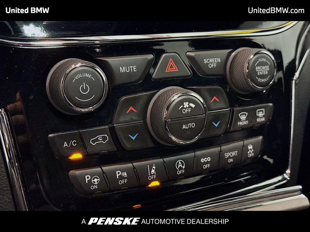 Thumbnail: 2019 Jeep Grand Cherokee - 11