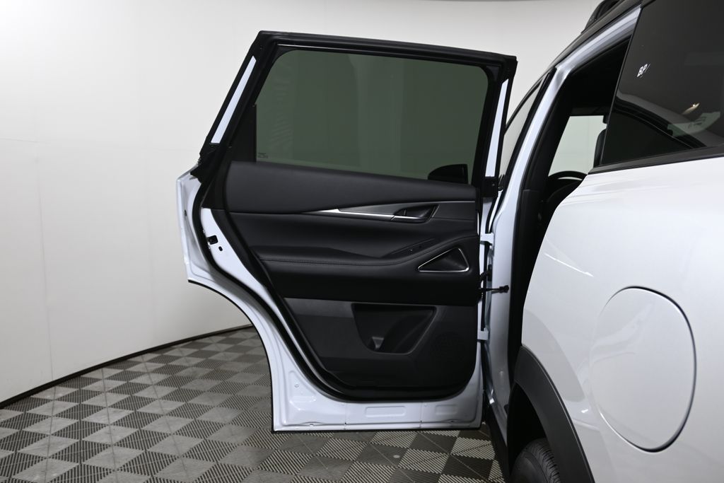 Thumbnail: 2027 INFINITI QX60 - 31