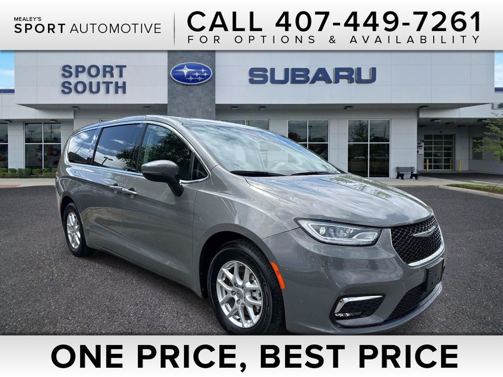 2023 Chrysler Pacifica Touring L FWD