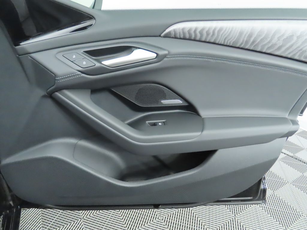Thumbnail: 2025 Audi A6 - 27