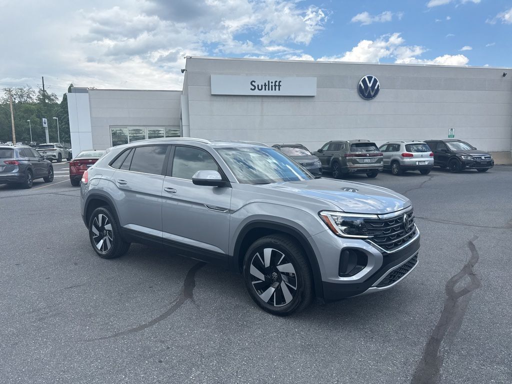 2026 Volkswagen Atlas Cross Sport 2.0T SE w/Technology - 0