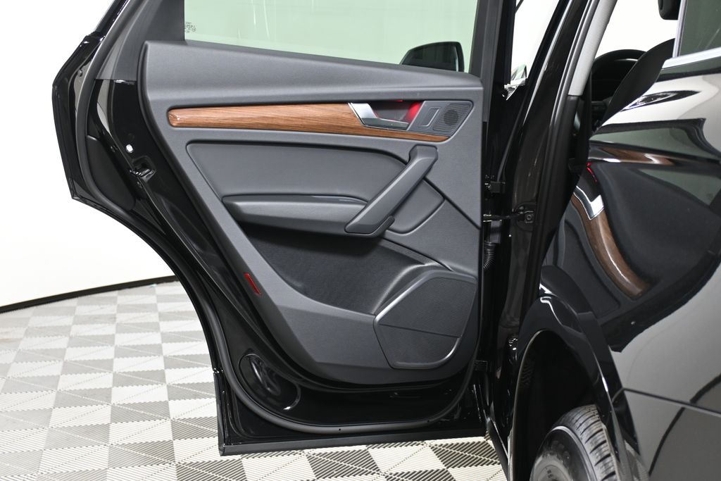 2024 Audi Q5 Premium 23