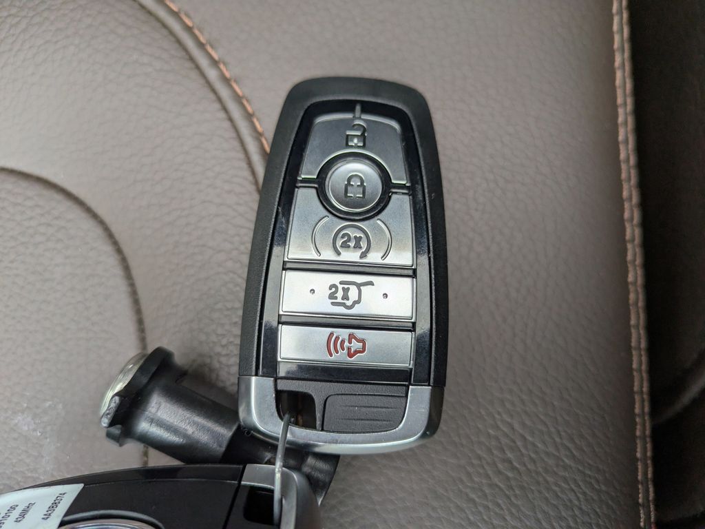 2025 Ford Expedition King Ranch