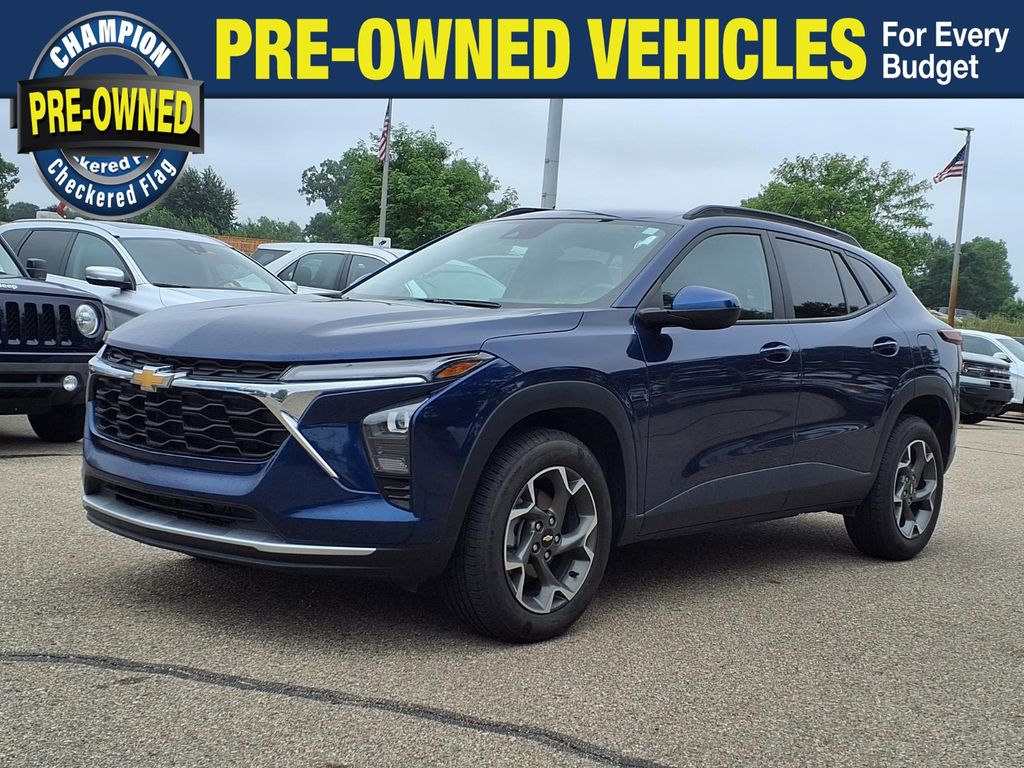 2024 Chevrolet Trax LT FWD