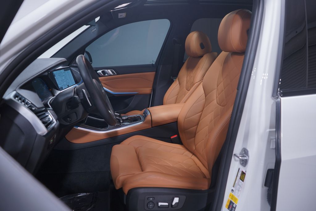 Thumbnail: 2023 BMW X5 - 7