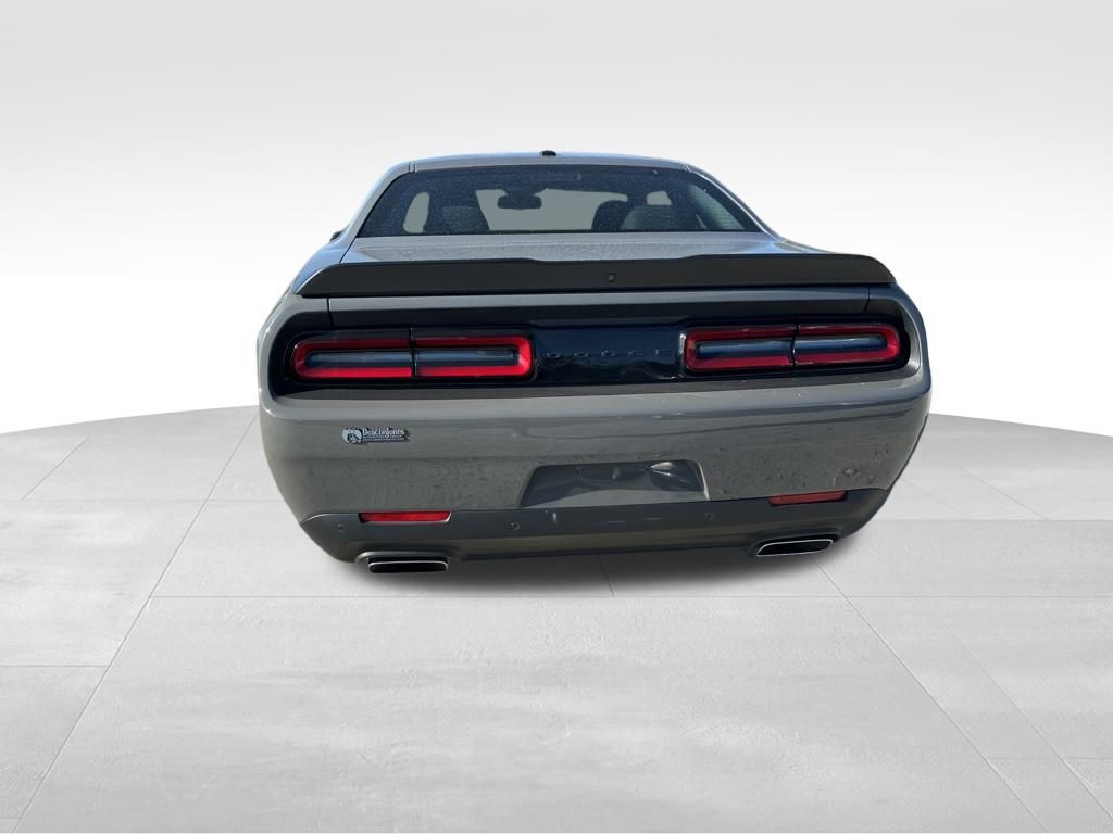 2023 Dodge Challenger R/T 7