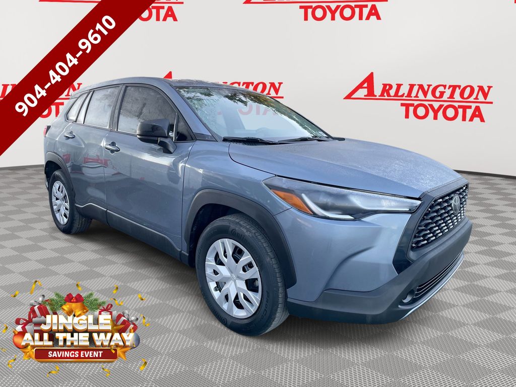 2023 Toyota Corolla Cross L's photo