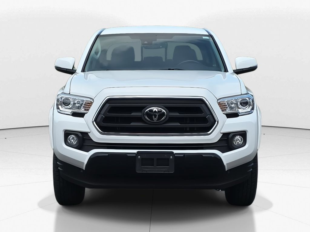 2022 White Toyota Tacoma 2WD SR5 RWD Truck