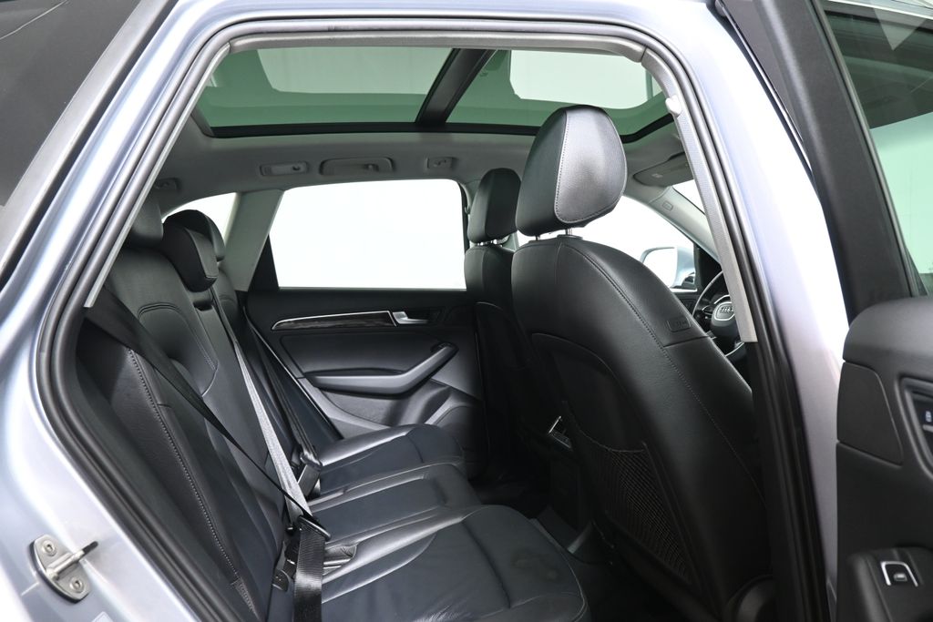 Thumbnail: 2016 Audi Q5 - 24