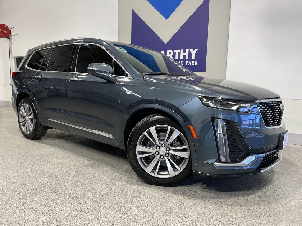 Used 2020 Cadillac XT6 Premium Luxury with VIN 1GYKPCRS8LZ170871 for sale in Kansas City
