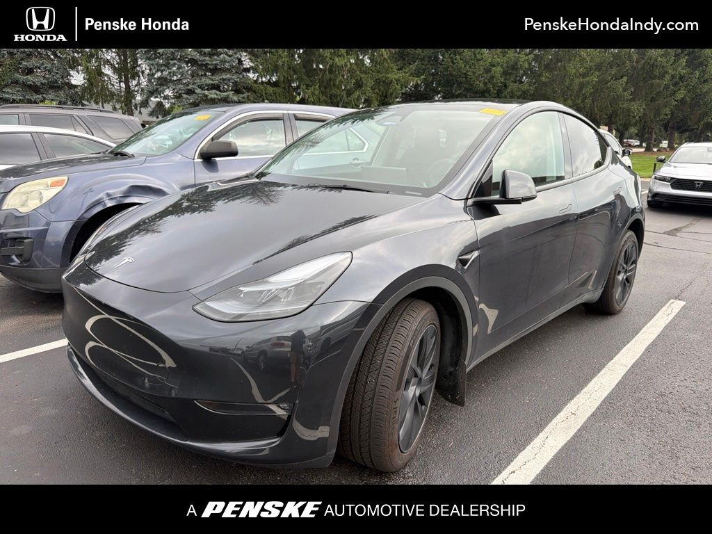 Thumbnail: 2025 Tesla Model Y - 1