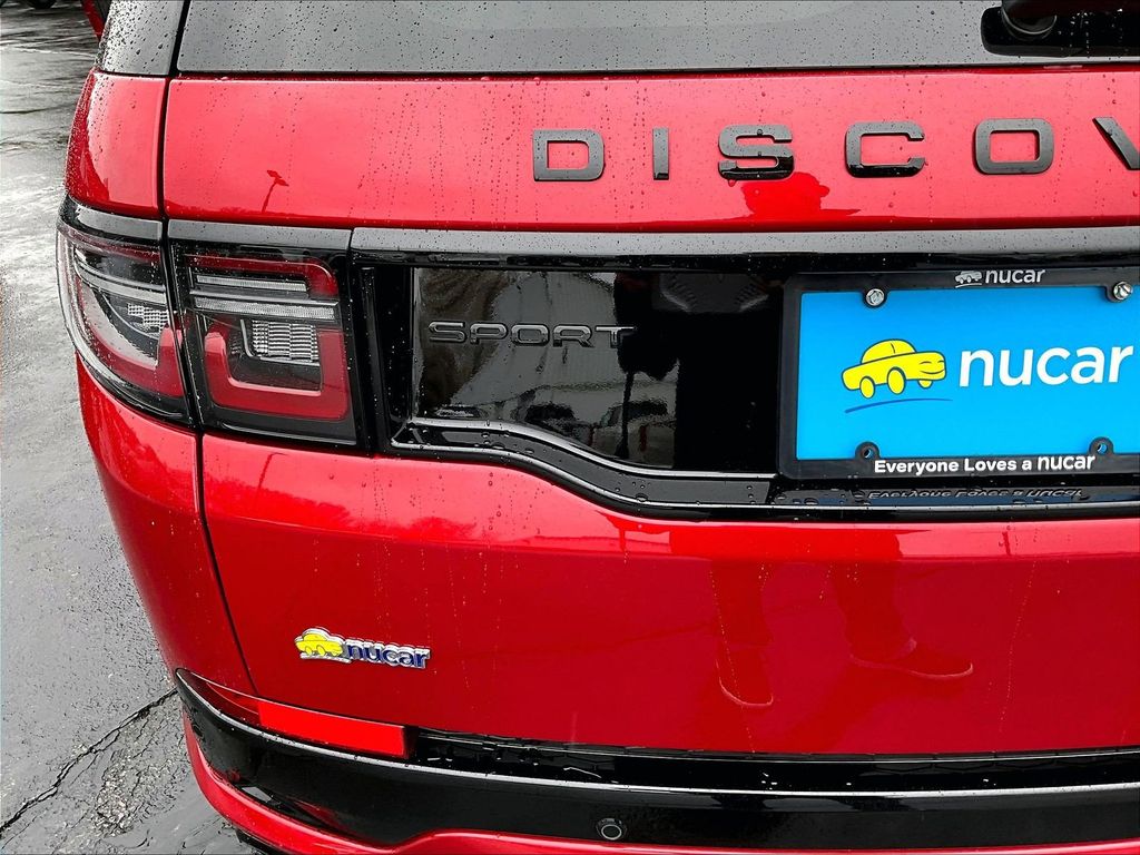 2023 Land Rover Discovery Sport — photo 29