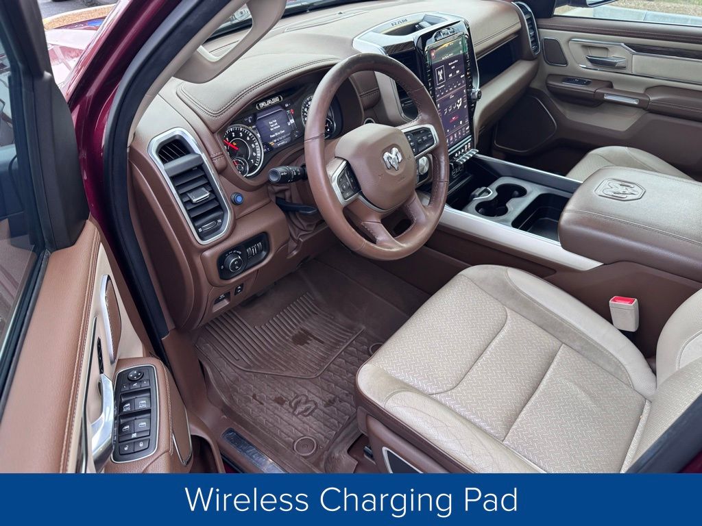 2019 Ram 1500 Laramie Crew Cab 4x4 5'7" Box