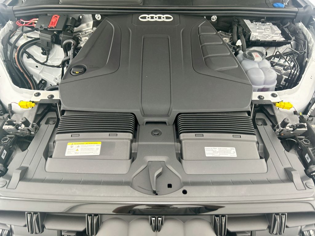 Thumbnail: 2026 Audi Q7 - 28