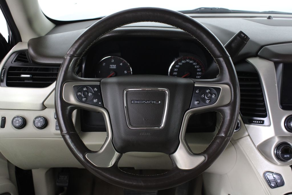 Used 2015 GMC Yukon for sale in 