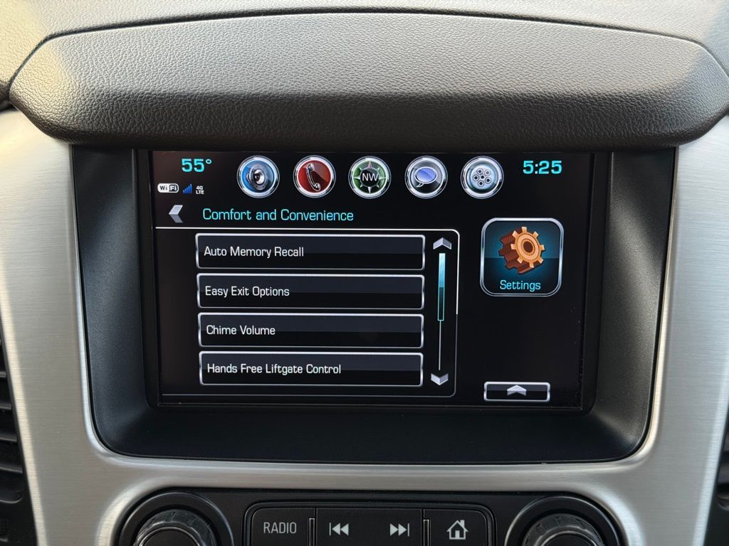 2019 GMC Yukon SLT photo
