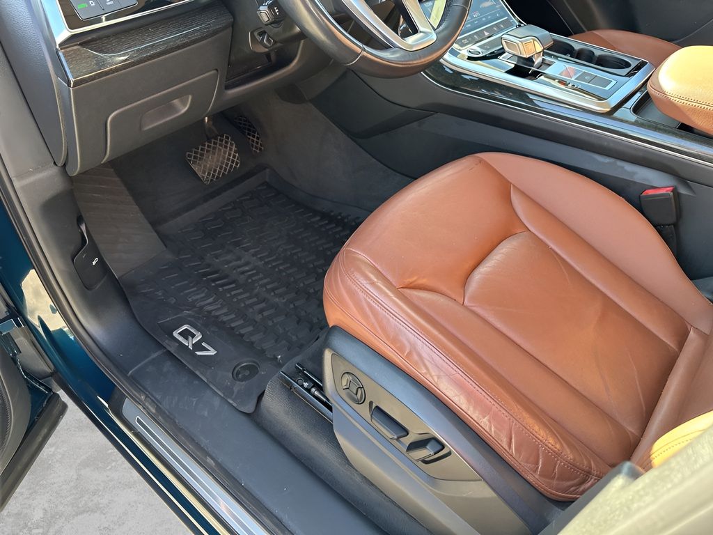 Used Car 2021 Audi Q7  For Sale Under $35,000 In Austin, Texas