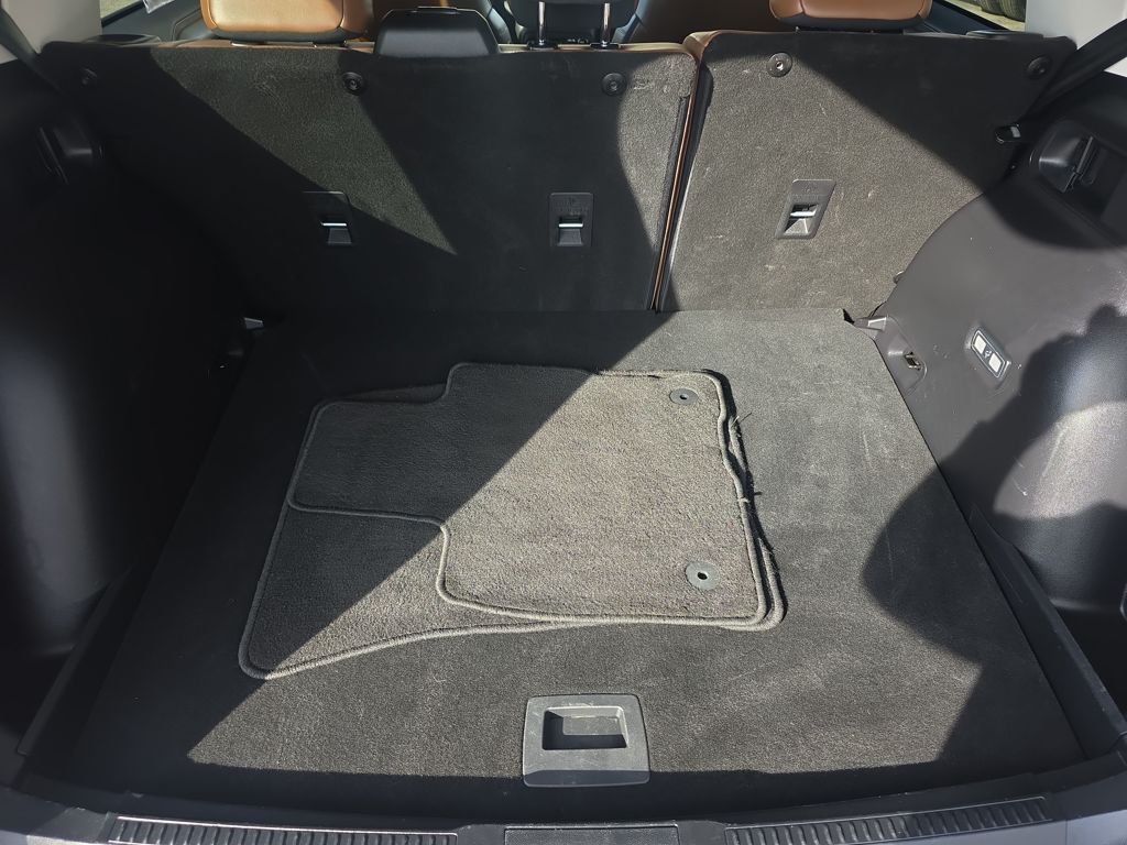 Certified Used 2025 Black Ford Outer Banks image 12