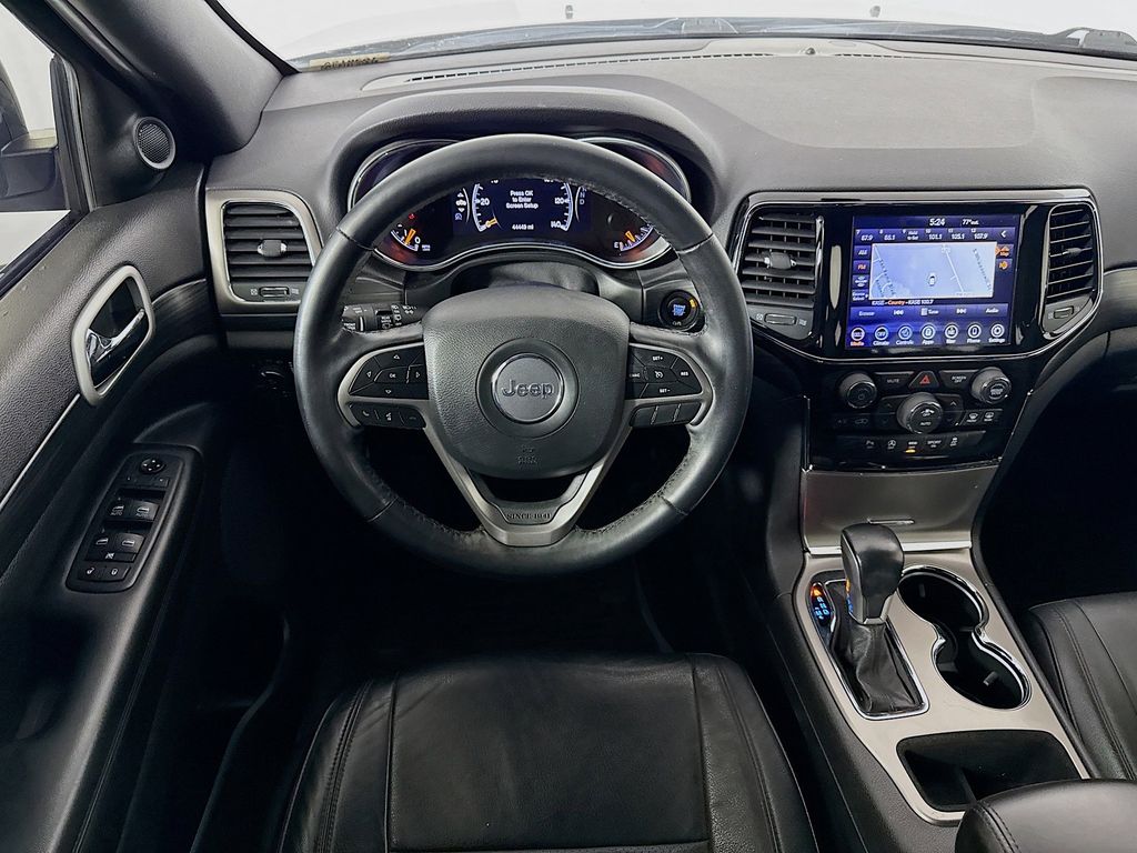 Thumbnail: 2021 Jeep Grand Cherokee - 21