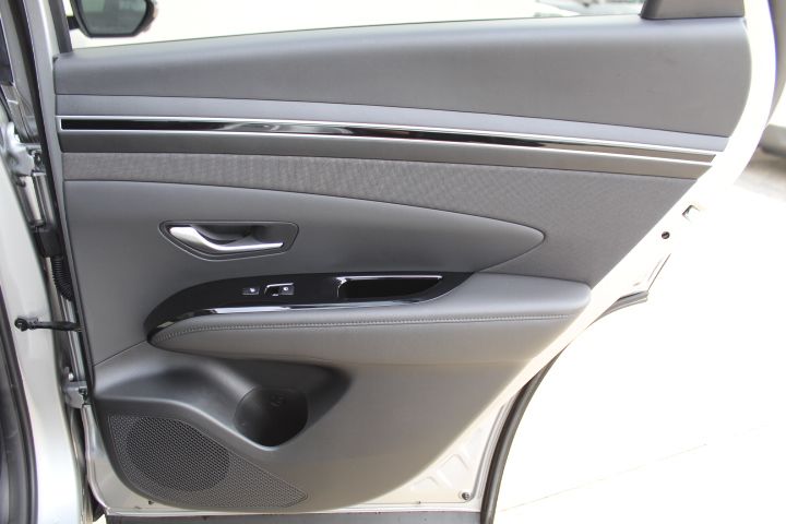 Used Car 2024 Hyundai Tucson Hybrid  Limited For Sale Under $35,000 In Georgetown, Texas