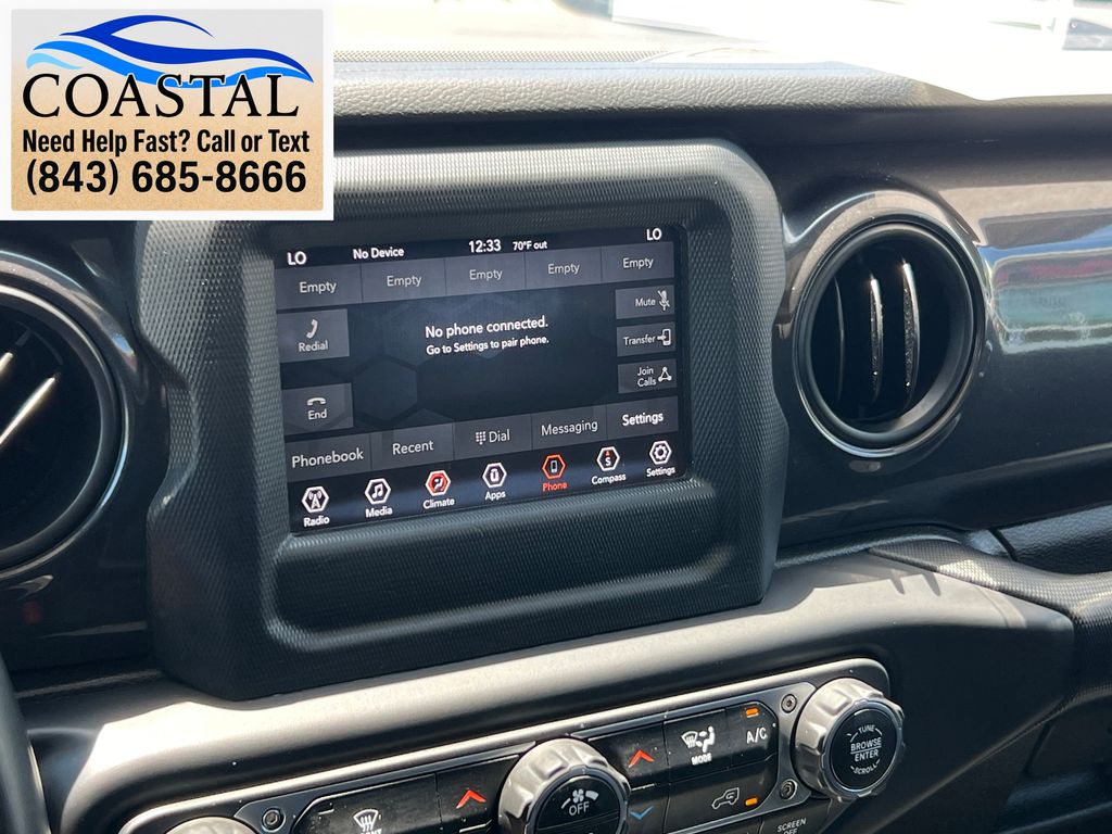2022 Jeep Gladiator Altitude Silver at Bob King Buick GMC