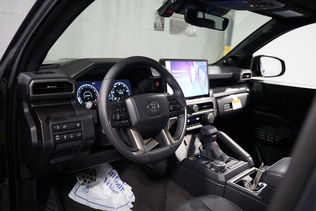 Thumbnail: 2025 Toyota 4Runner - 12