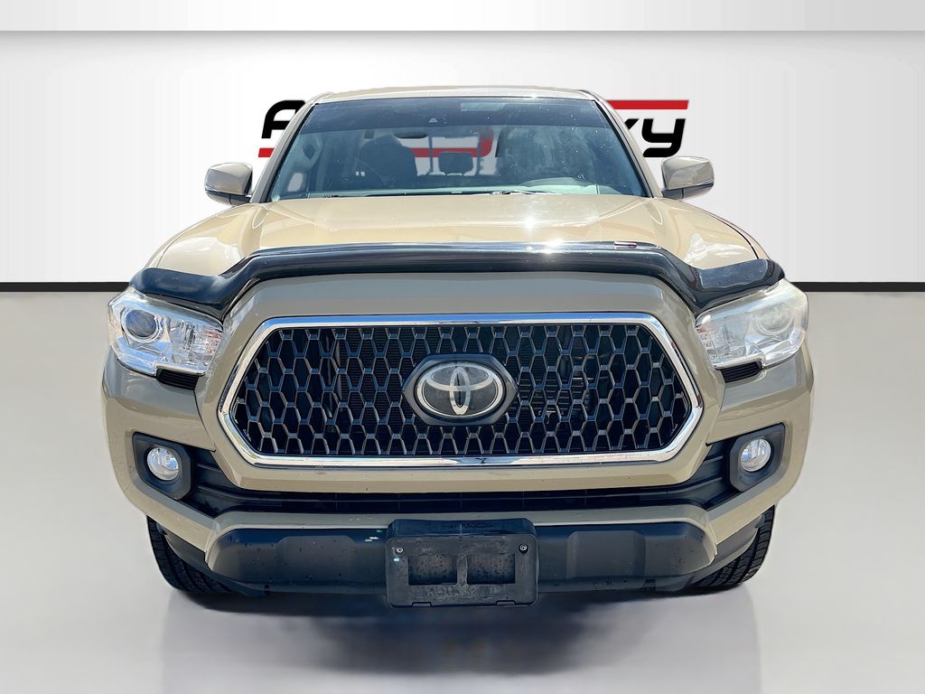 Used 2020 Brown Toyota SR5 image 2
