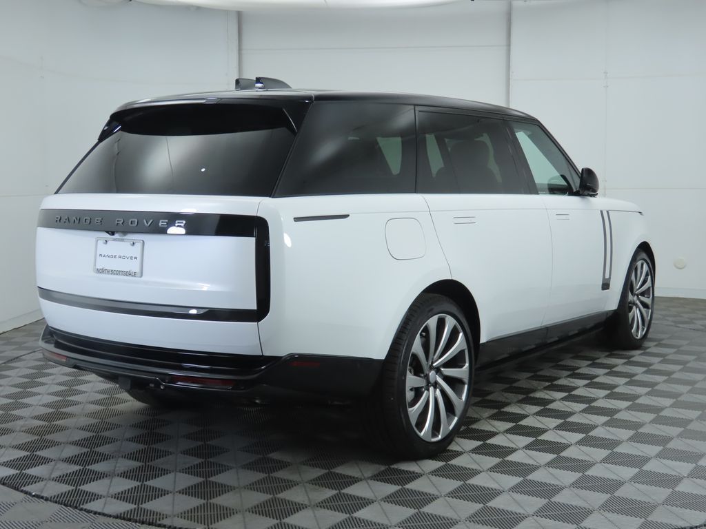 Thumbnail: 2025 Land Rover Range Rover - 5