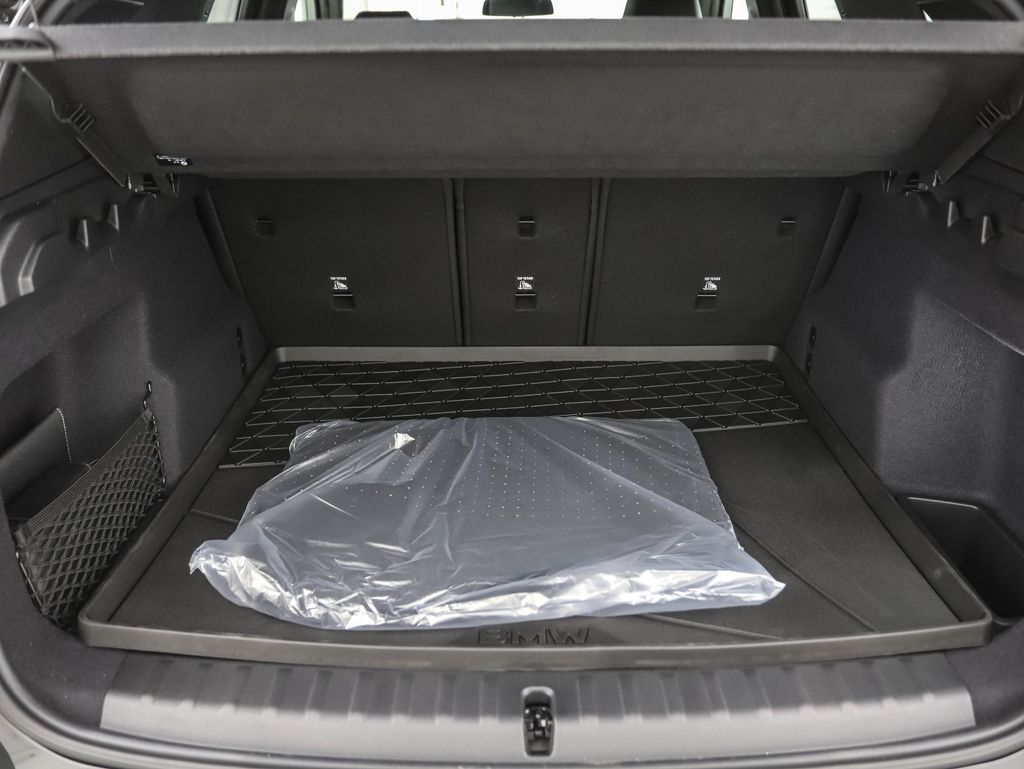 Thumbnail: 2026 BMW X1 - 23