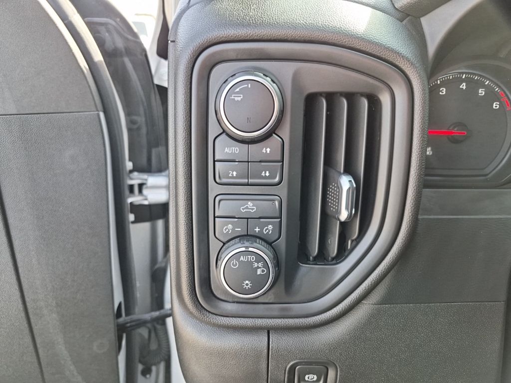 Used Car 2021 Chevrolet Silverado 1500  Custom Trail Boss For Sale Under $35,000 In Austin, Texas